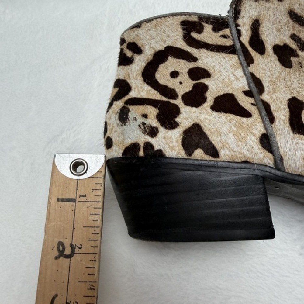 Sam Edelman Leopard Print Ankle Bootie Animal Hair Mob Wife Esthetic Glam‎ Edgy - Picture 13 of 16